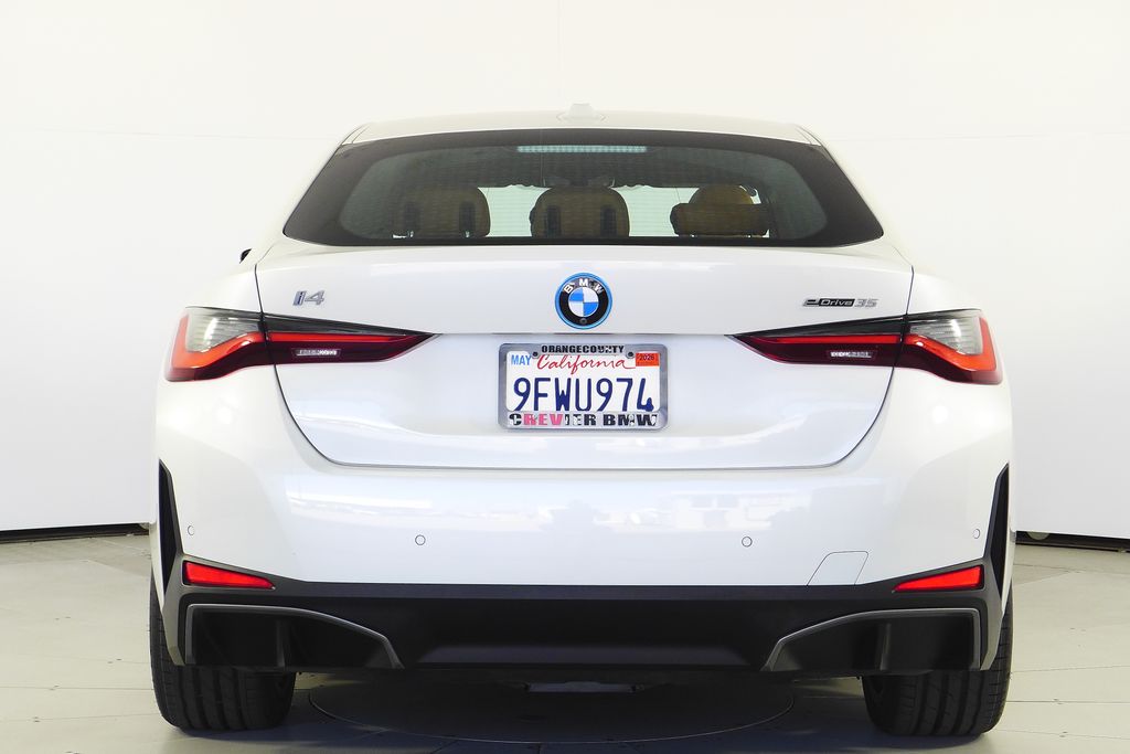 Thumbnail: 2023 BMW i4 - 8