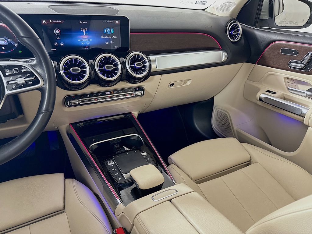 Thumbnail: 2021 Mercedes-Benz GLB - 23