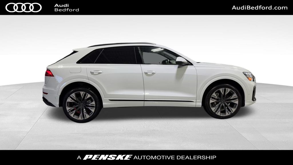 2025 Audi Q8  7