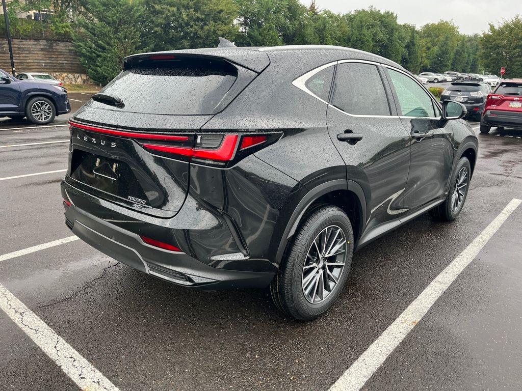 2026 Lexus NX 350 photo 3