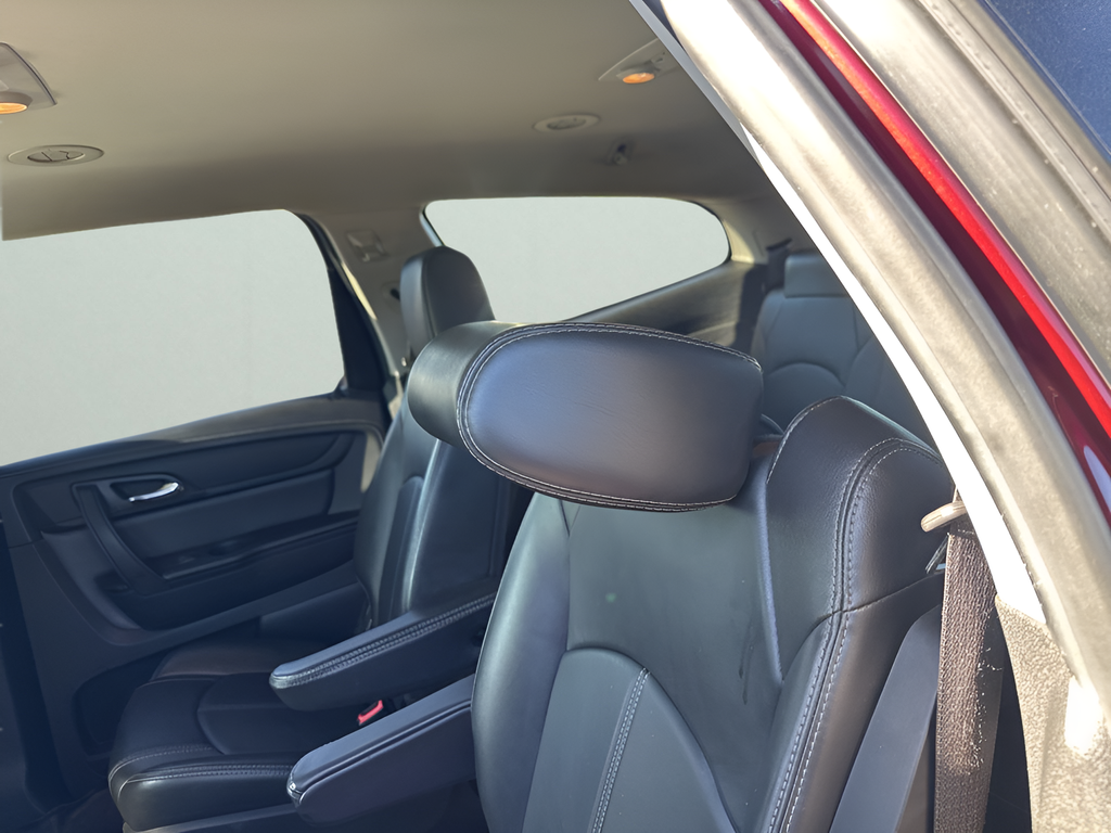 Used Car 2017 Chevrolet Traverse  2lt For Sale Under $15,000 In Austin, Texas
