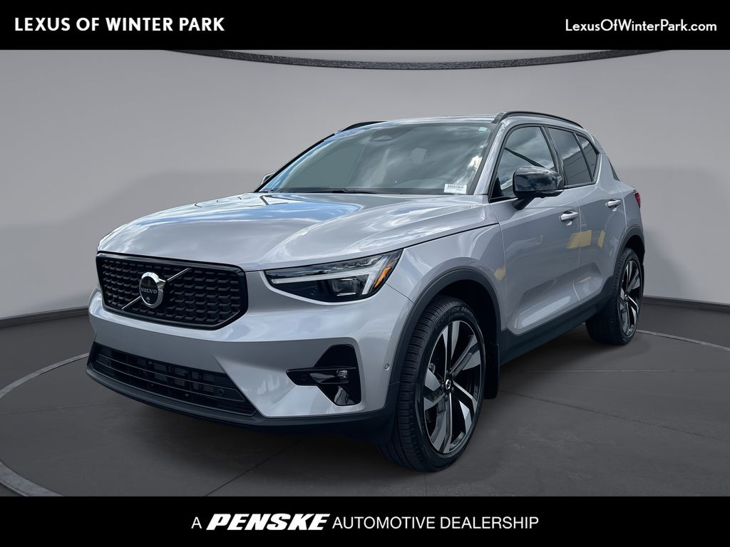 Thumbnail: 2026 Volvo XC40 - 1