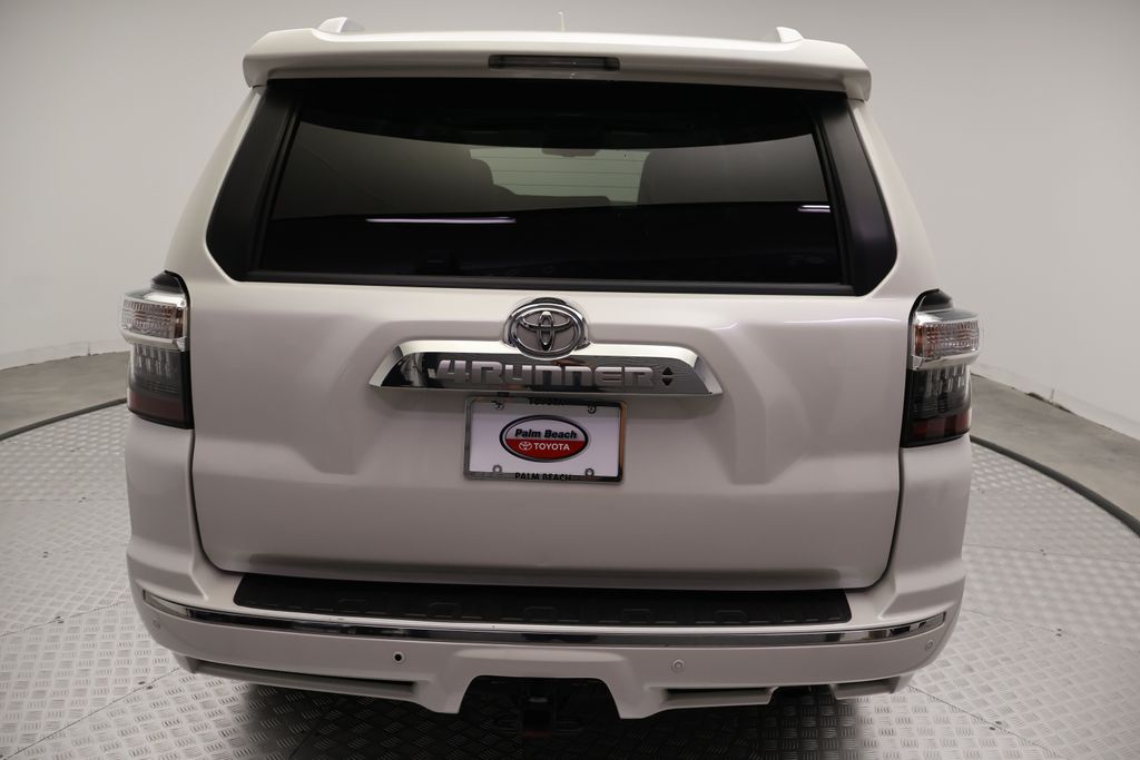 Thumbnail: 2021 Toyota 4Runner - 10