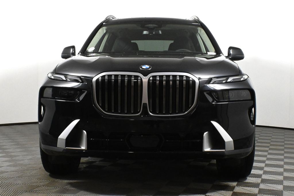 2025 BMW X7 xDrive40i 10