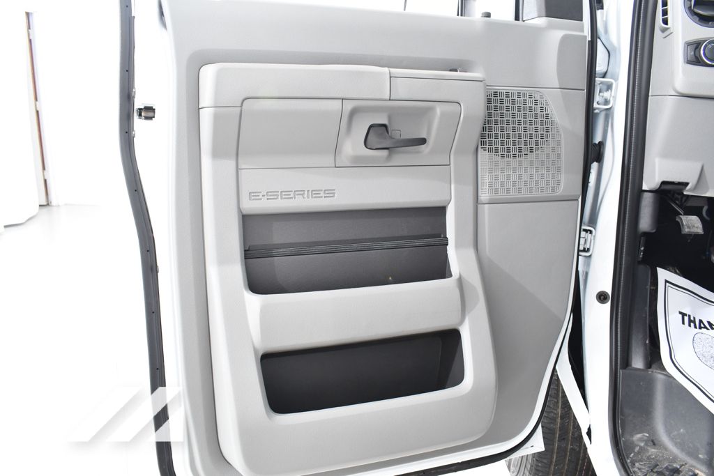 New 2026 White Ford Base image 24