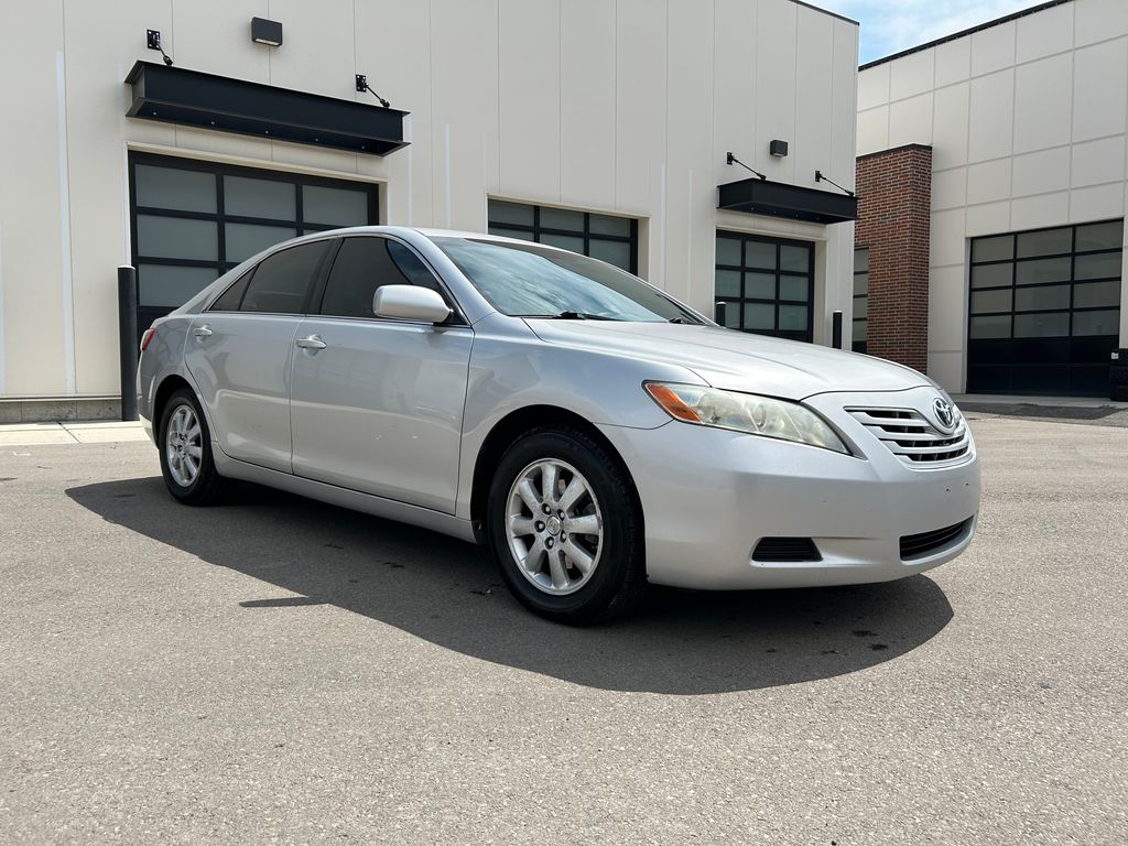 Silver 2009 Toyota Camry Sedan Front-Wheel Drive 5-Speed Automatic