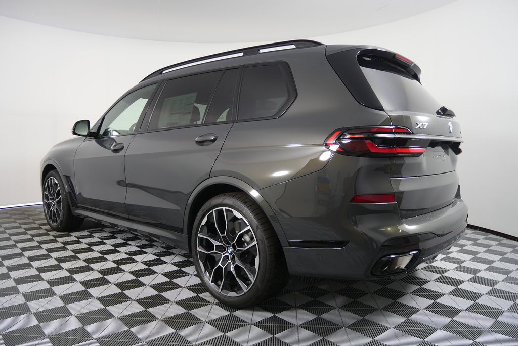 2026 BMW X7 xDrive40i 5