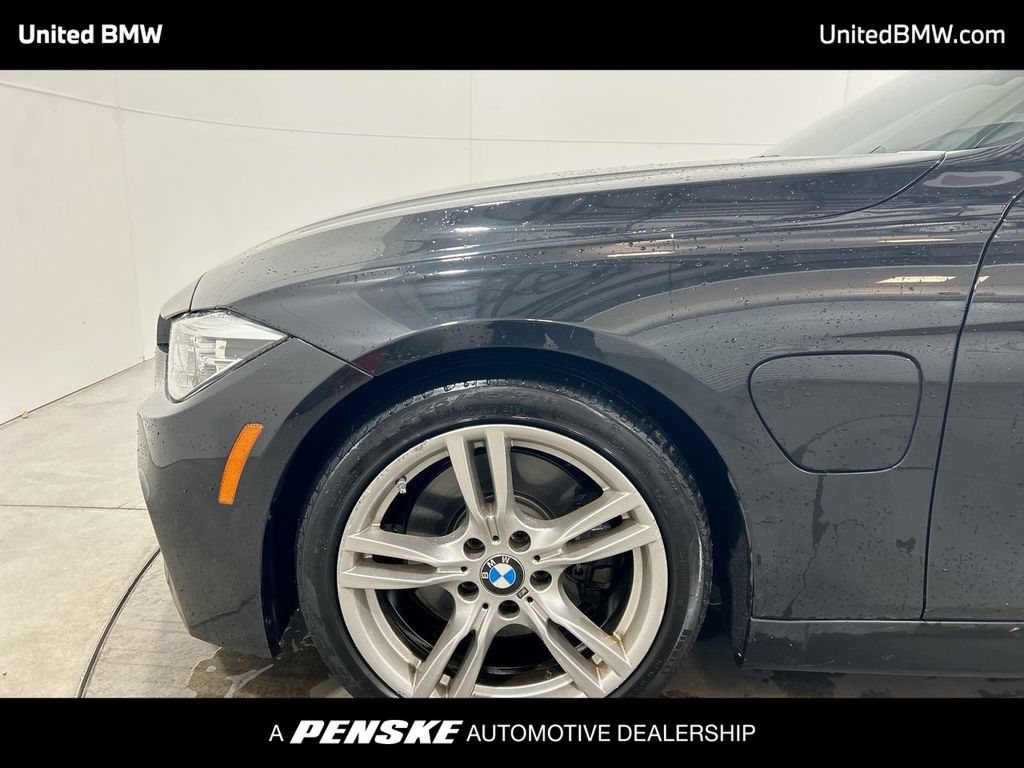 2018 BMW 3 Series 330e iPerformance 10