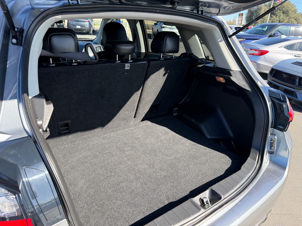 Used 2024  Mitsubishi 2.0 SE image 25