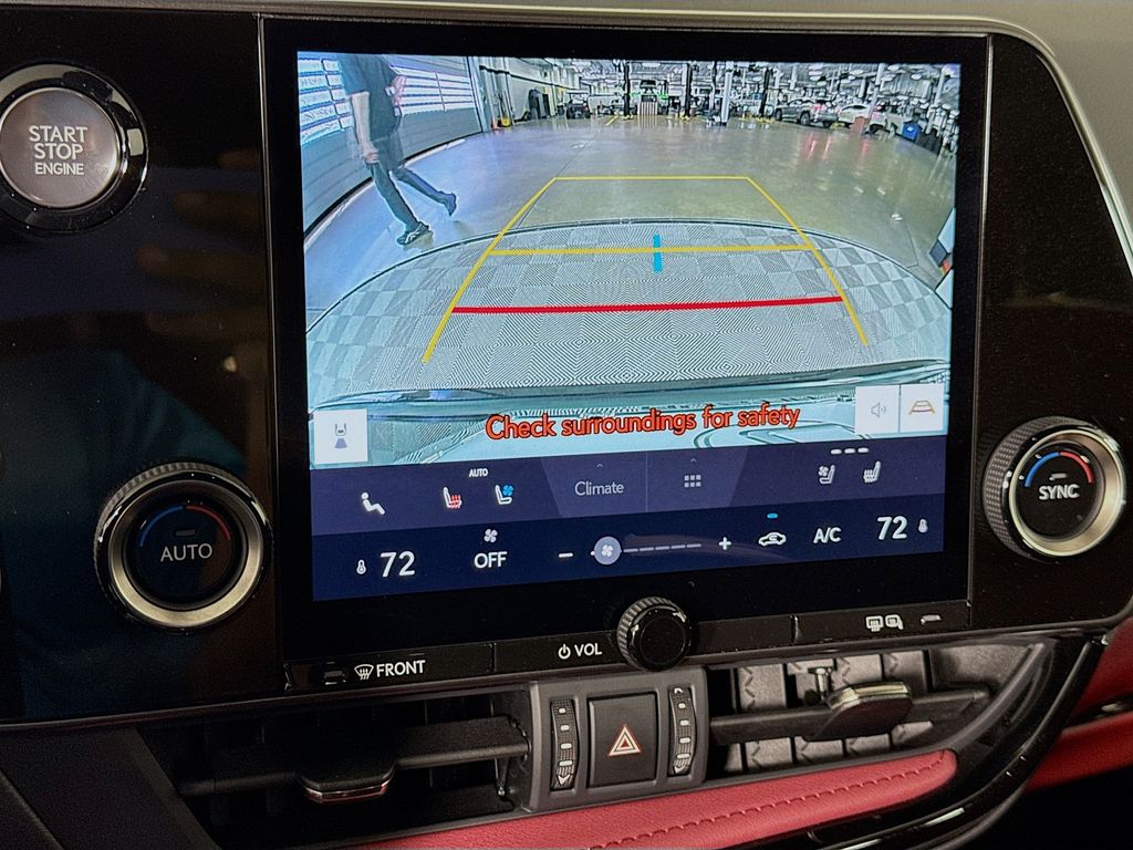 2025 Lexus NX 250 14