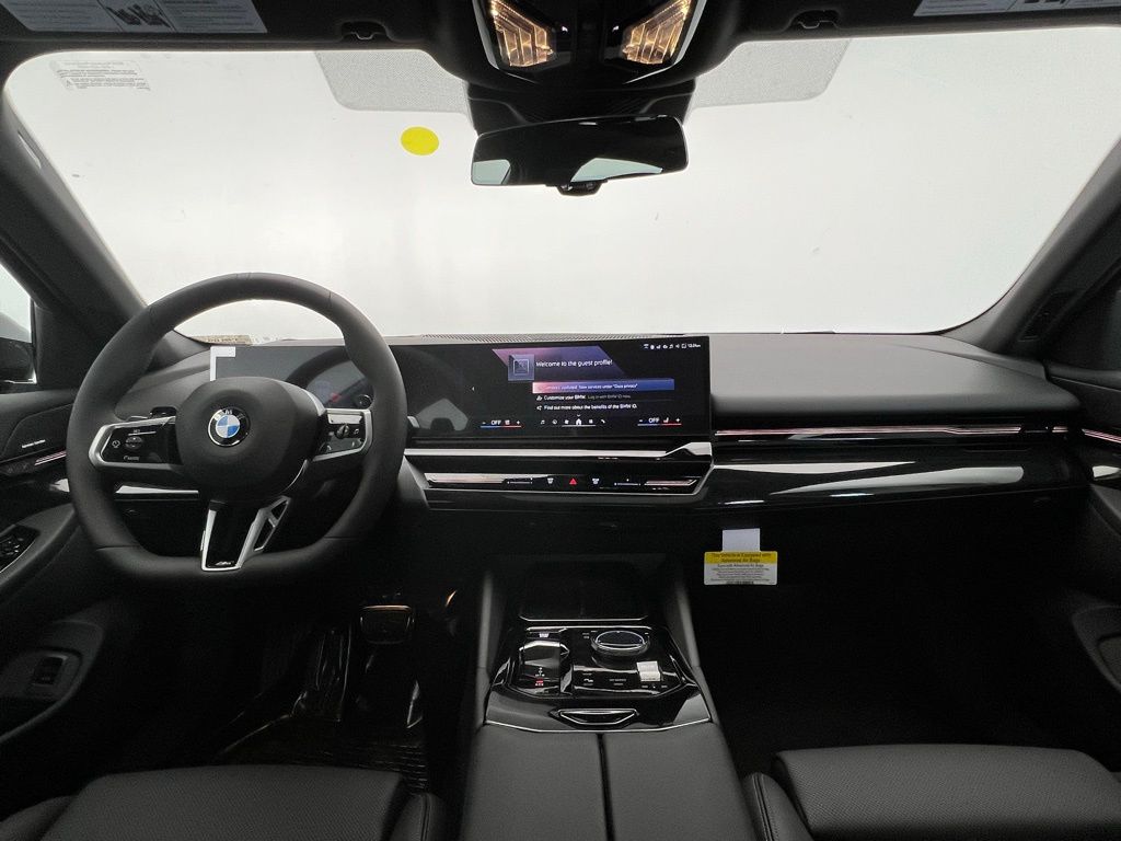 Thumbnail: 2026 BMW 5 Series - 10