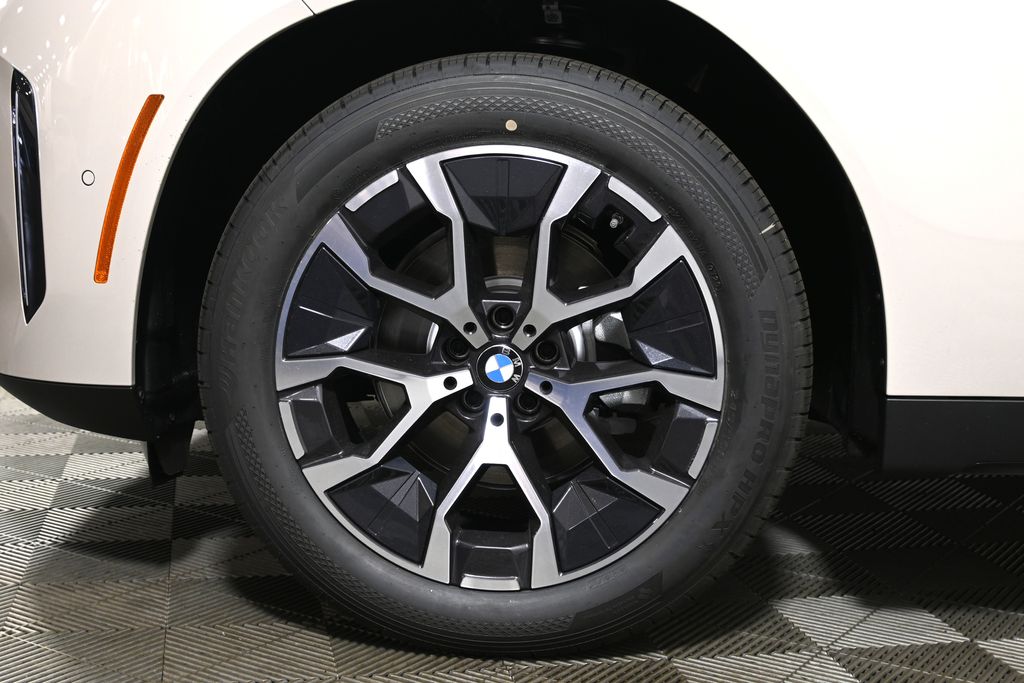 Thumbnail: 2026 BMW X3 - 12