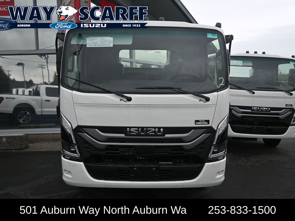 2025 Isuzu NPR XD 