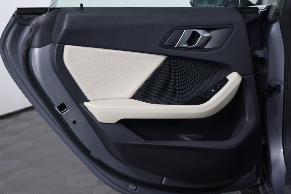 Thumbnail: 2023 BMW 2 Series - 13