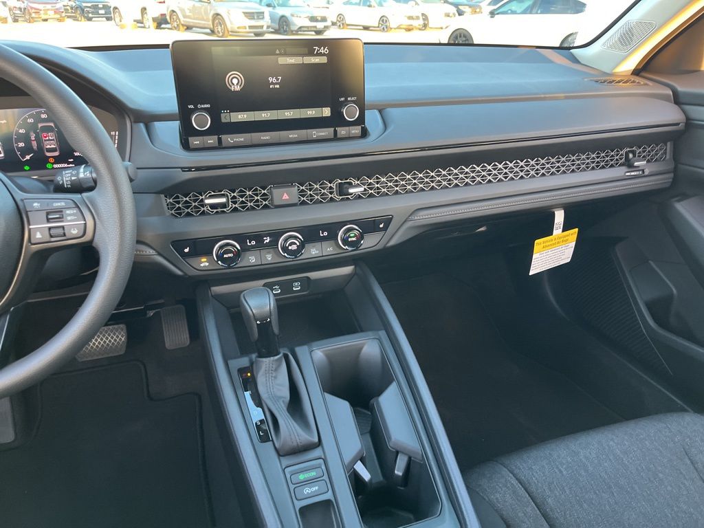 Thumbnail: 2025 Honda Accord - 9