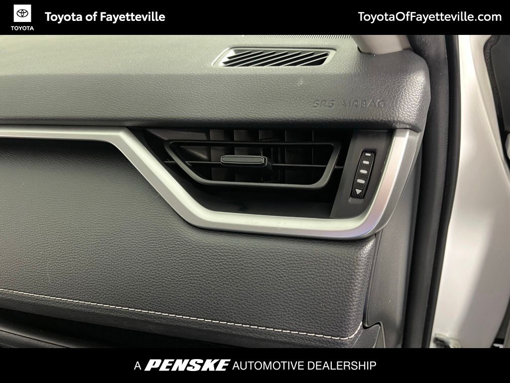 Thumbnail: 2025 Toyota RAV4 - 19