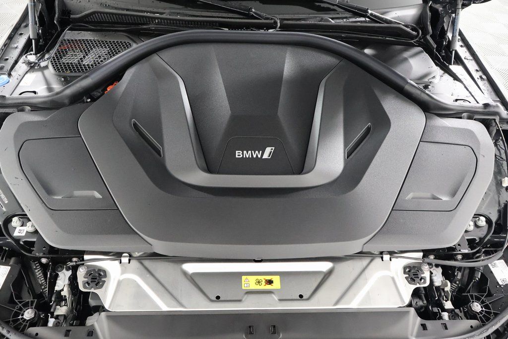 Thumbnail: 2026 BMW i4 - 8