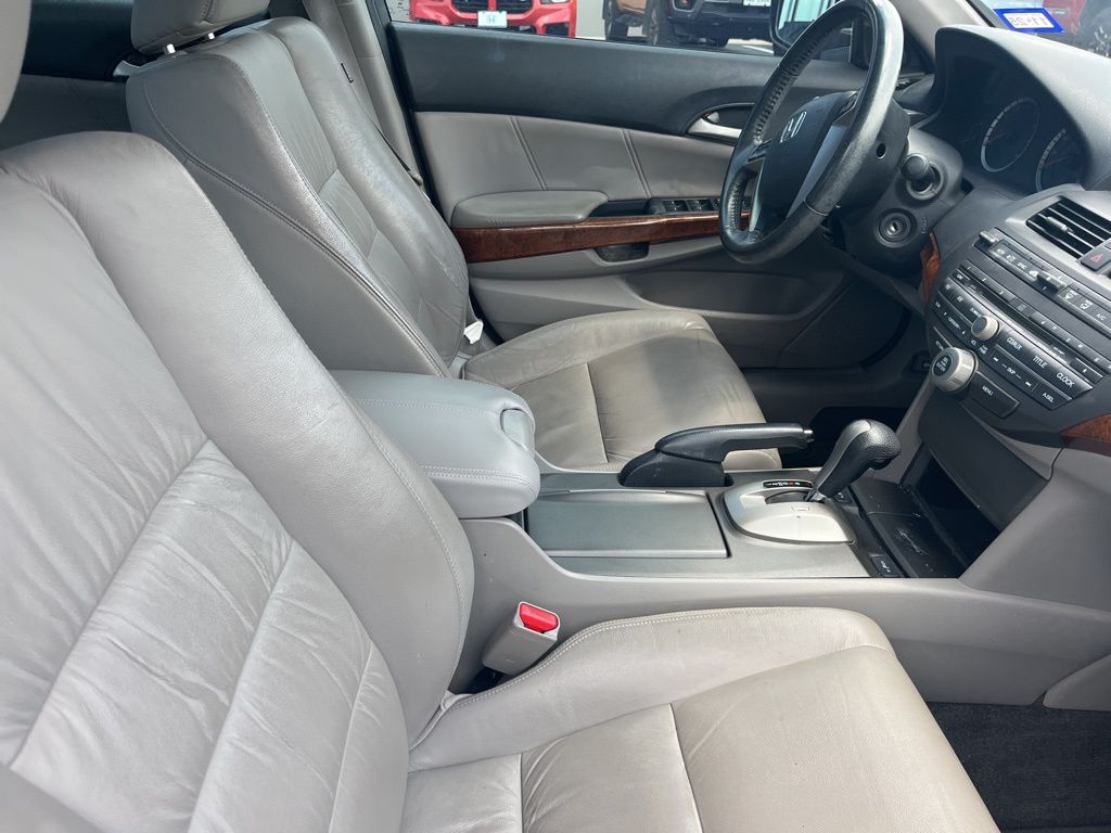 Thumbnail: 2011 Honda Accord - 4