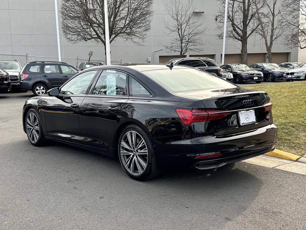 Thumbnail: 2021 Audi A6 - 13