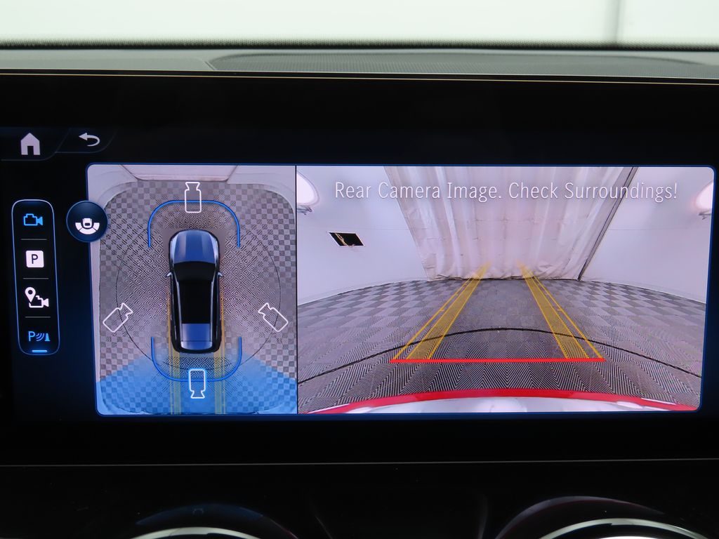 Thumbnail: 2025 Mercedes-Benz GLB - 15