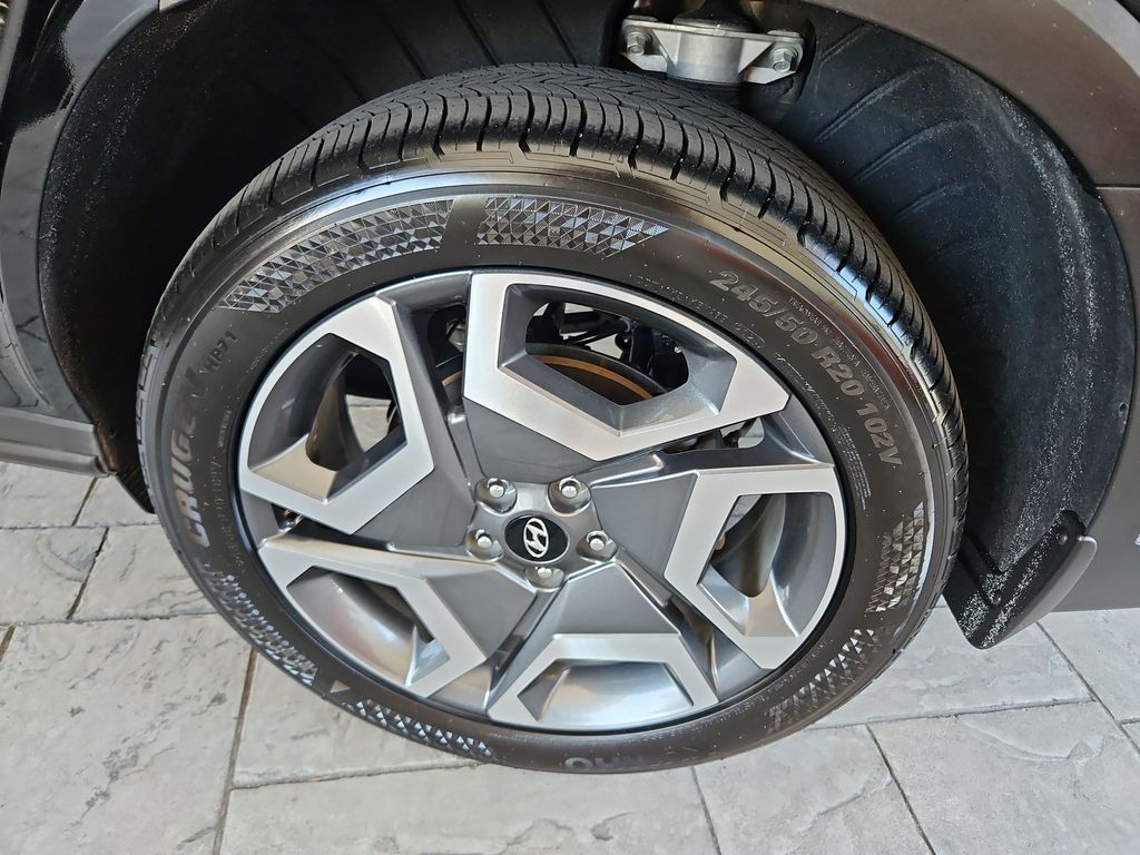 2023 Hyundai Palisade Limited Black at Jones Ford