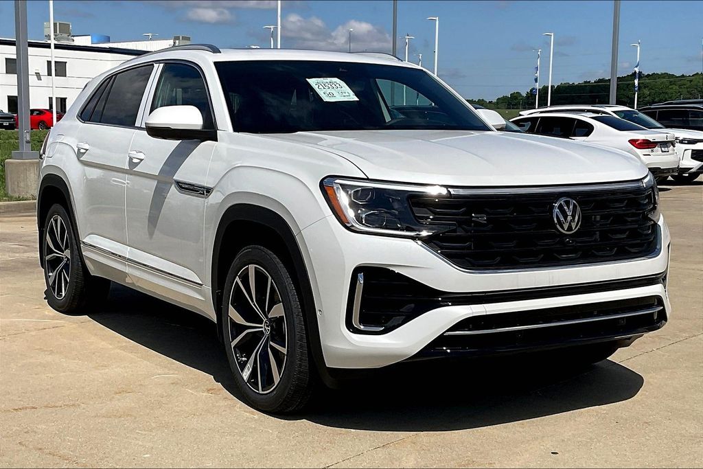 Opal White Pearl 2026 Volkswagen Atlas Cross Sport SEL Premium R-Line 4Motion SUV / Crossover All-Wheel Drive 8-Speed Automatic