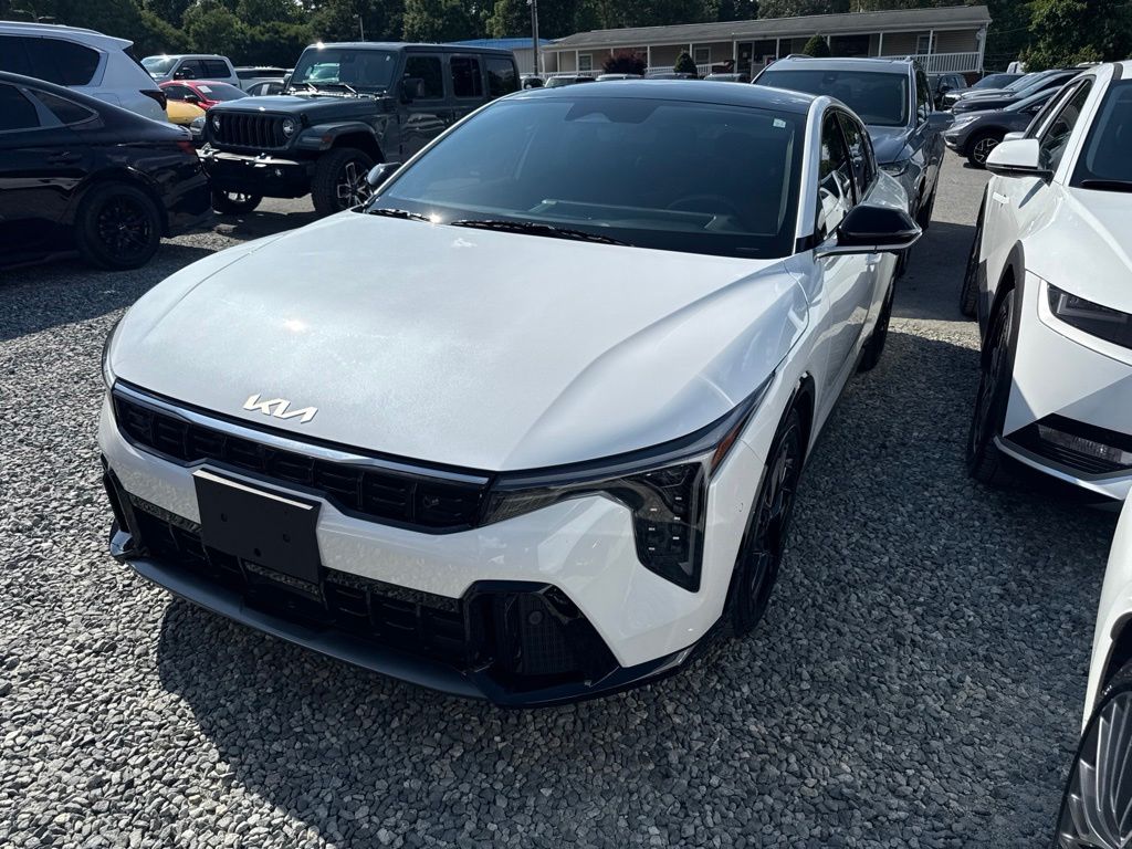 Snow White Pearl 2025 Kia K4 GT-Line Turbo FWD Sedan Front-Wheel Drive 8-Speed Automatic