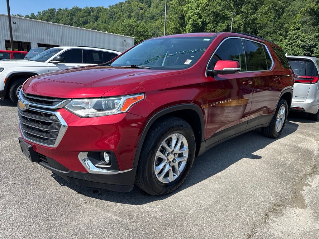 Cajun Red Tintcoat 2020 Chevrolet Traverse SUV / Crossover Front-Wheel Drive 9-Speed Automatic