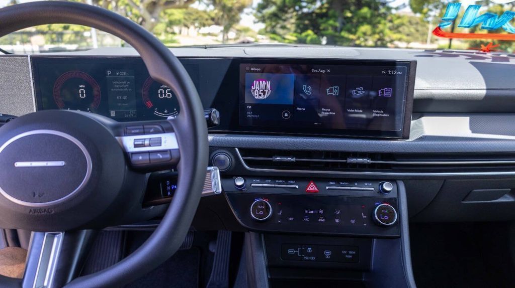 Used 2024 Hyundai Sonata SEL 4D Sedan