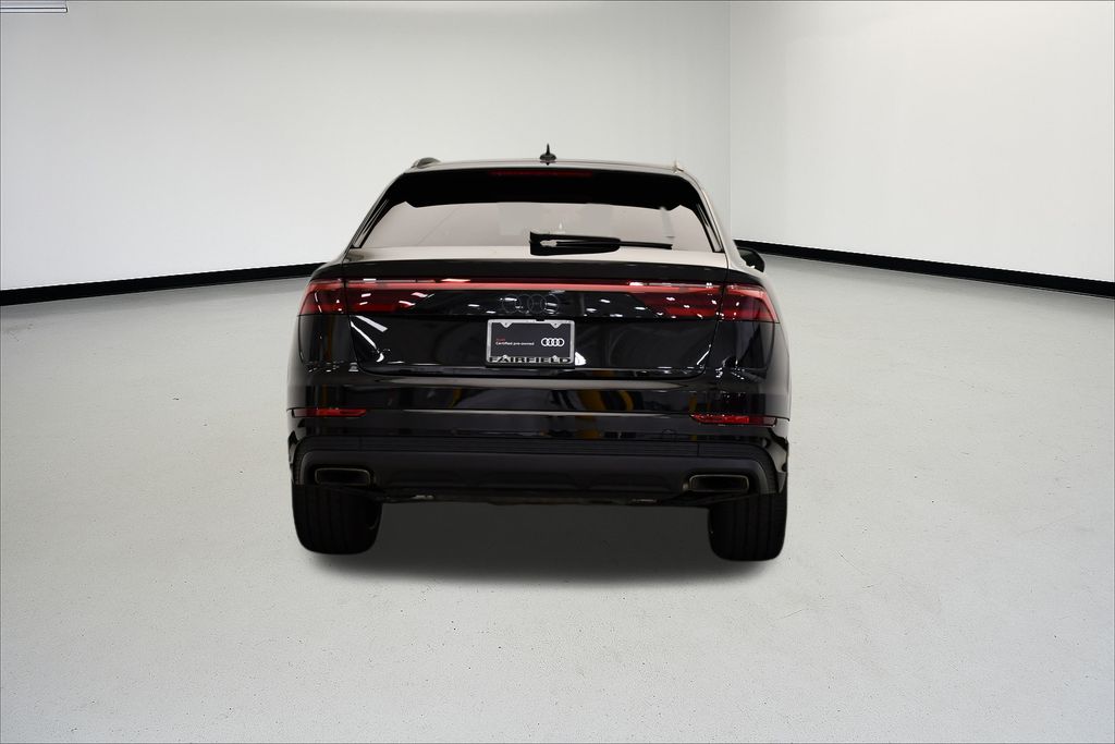 Thumbnail: 2024 Audi Q8 - 4
