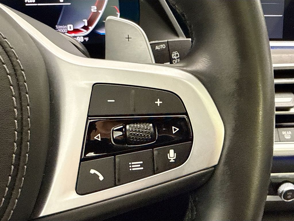 Thumbnail: 2021 BMW X7 - 12