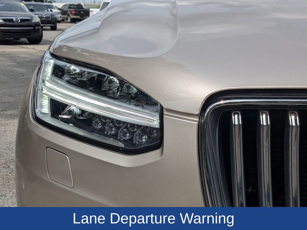 2023 Volvo XC90 B6 Ultimate Bright Theme 7P