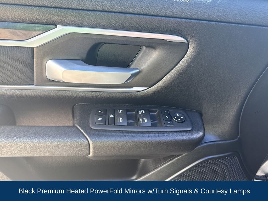 2023 Ram 1500 Big Horn Crew Cab 4x2 5'7" Box