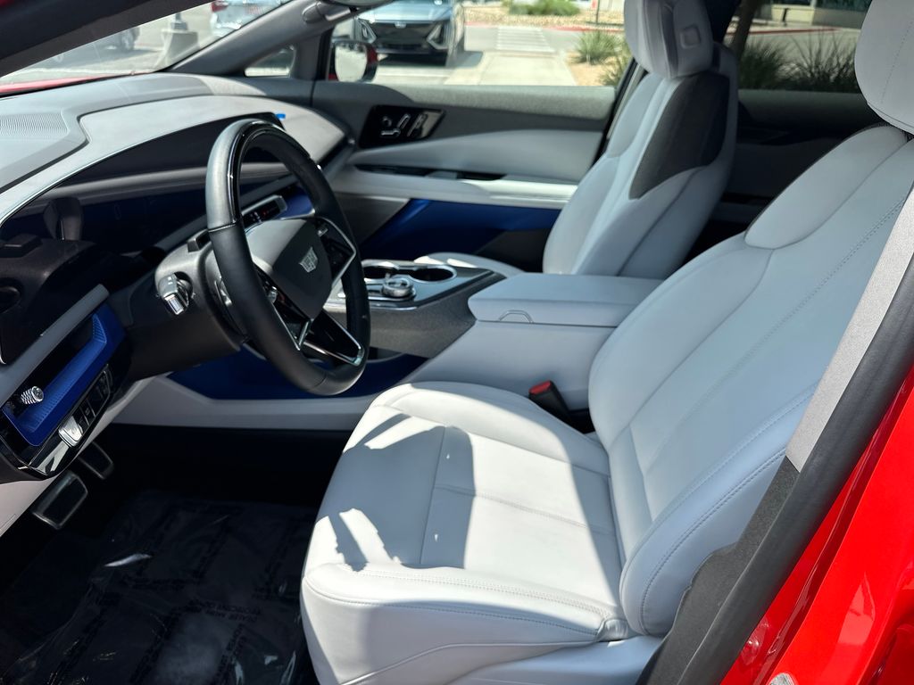 Used Car 2025 Cadillac Optiq  Sport For Sale Under $50,000 In Austin, Texas