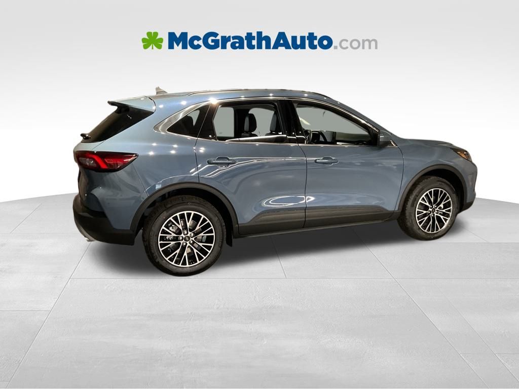 New 2026 Blue Ford Base image 4