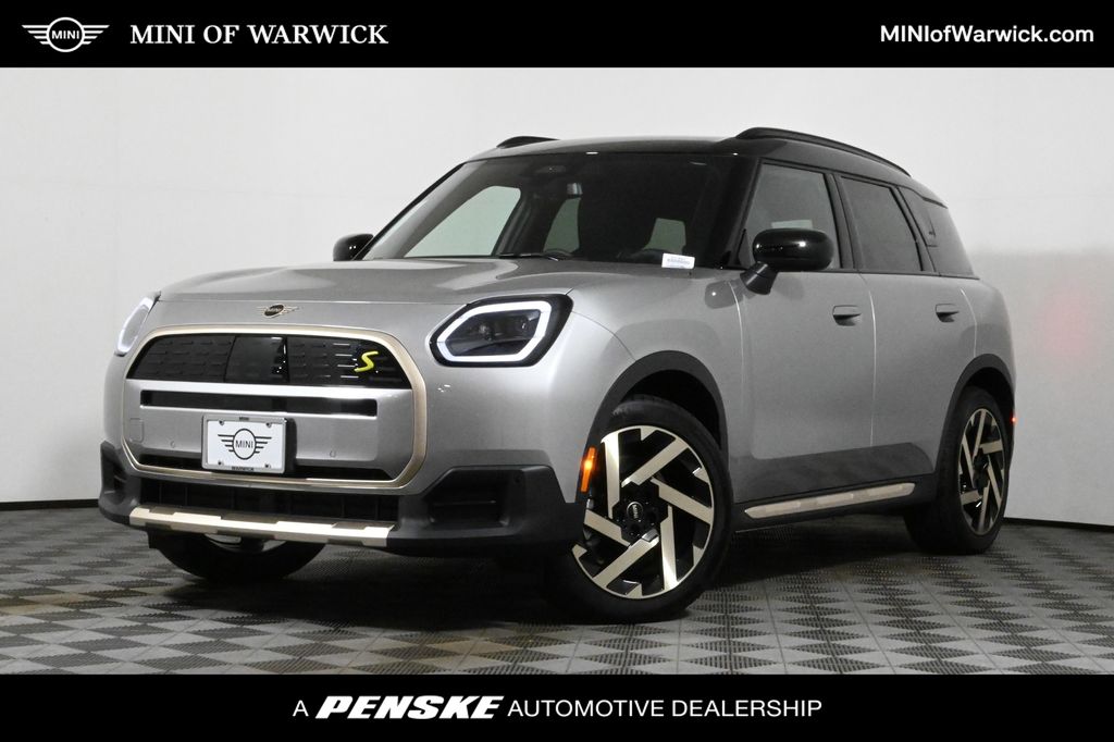 2025 MINI Cooper Countryman  -
                Warwick, RI