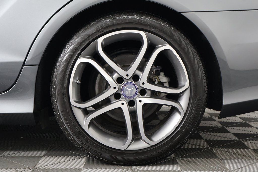 Thumbnail: 2016 Mercedes-Benz CLS - 16