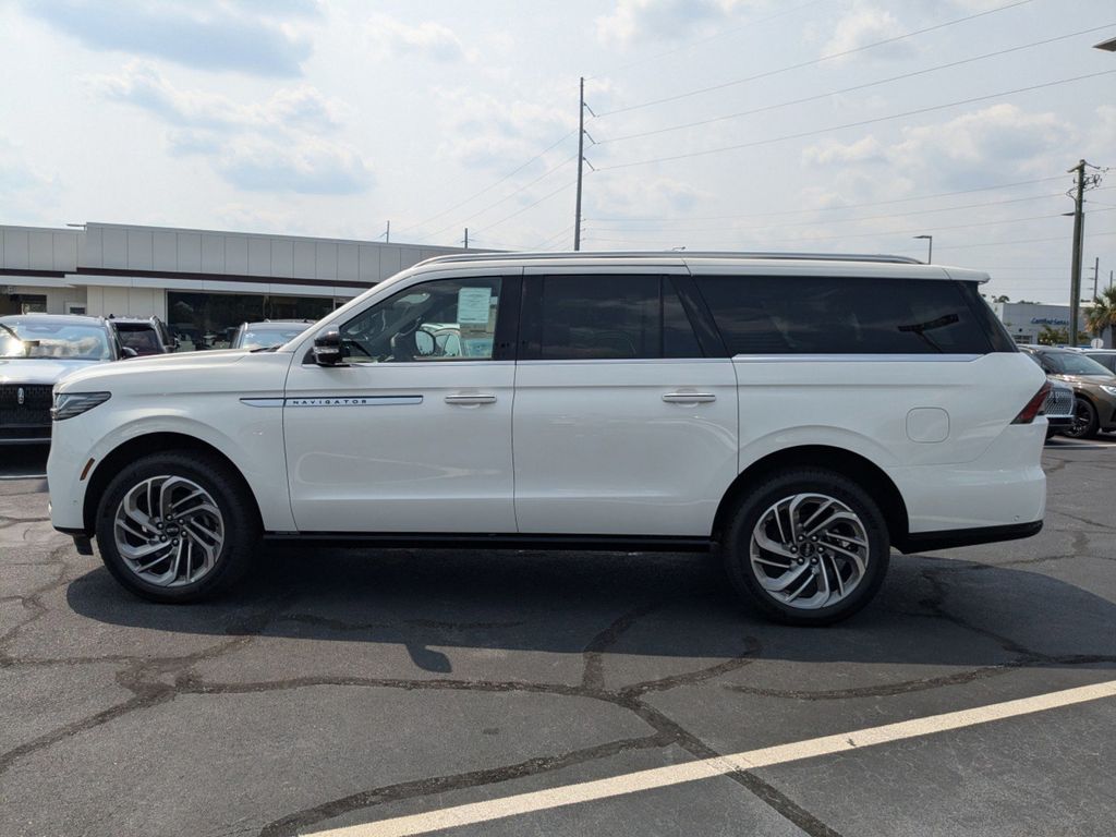 2025 Lincoln Navigator L Reserve
