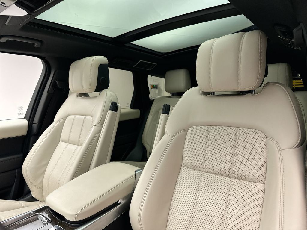 2022 Land Rover Range Rover Sport HSE 12