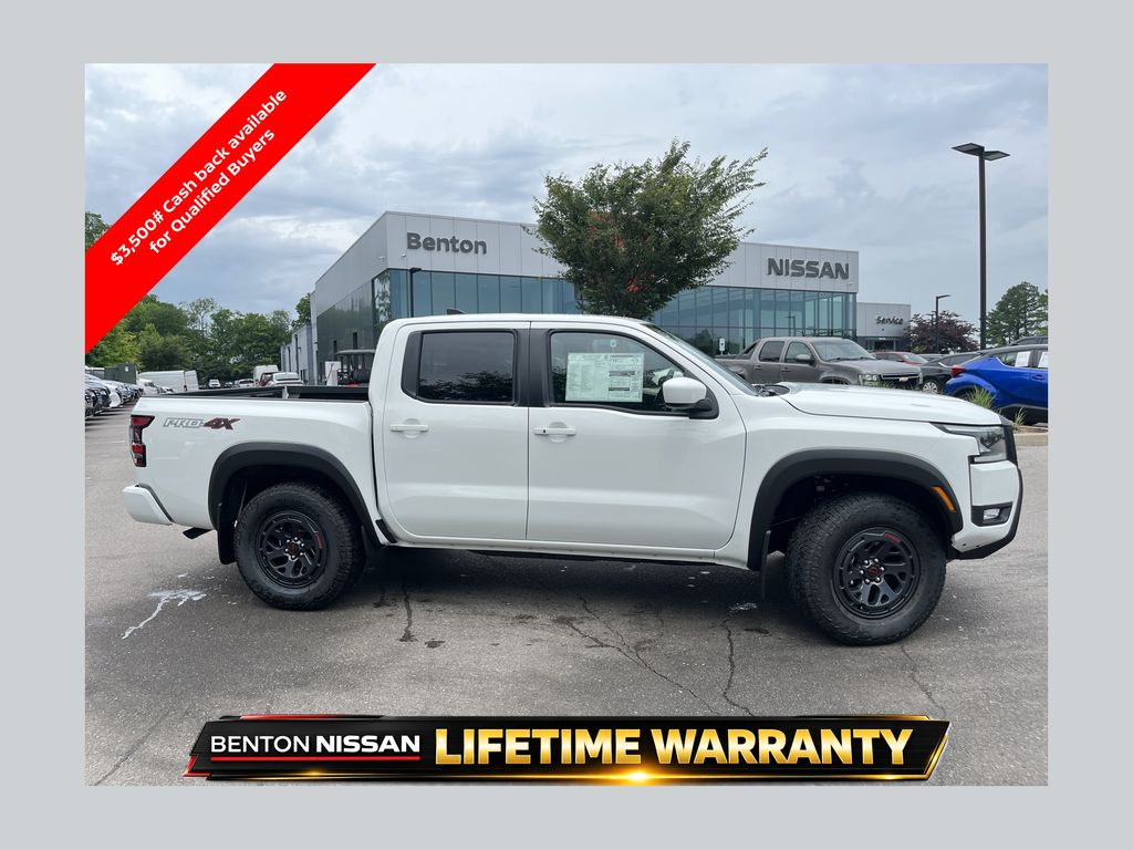 Glacier White 2026 Nissan Frontier PRO-4X Crew Cab 4WD Pickup Truck Four-Wheel Drive 9-Speed Automatic Overdrive