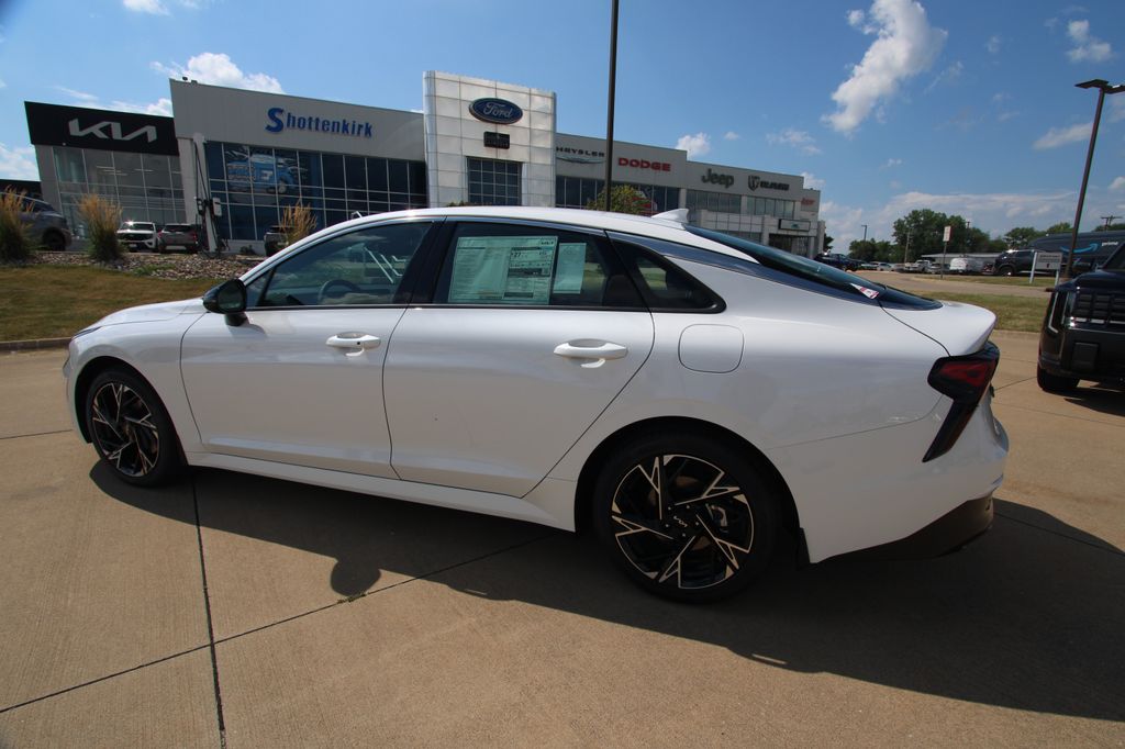 New 2026 Kia K5 Sedan
