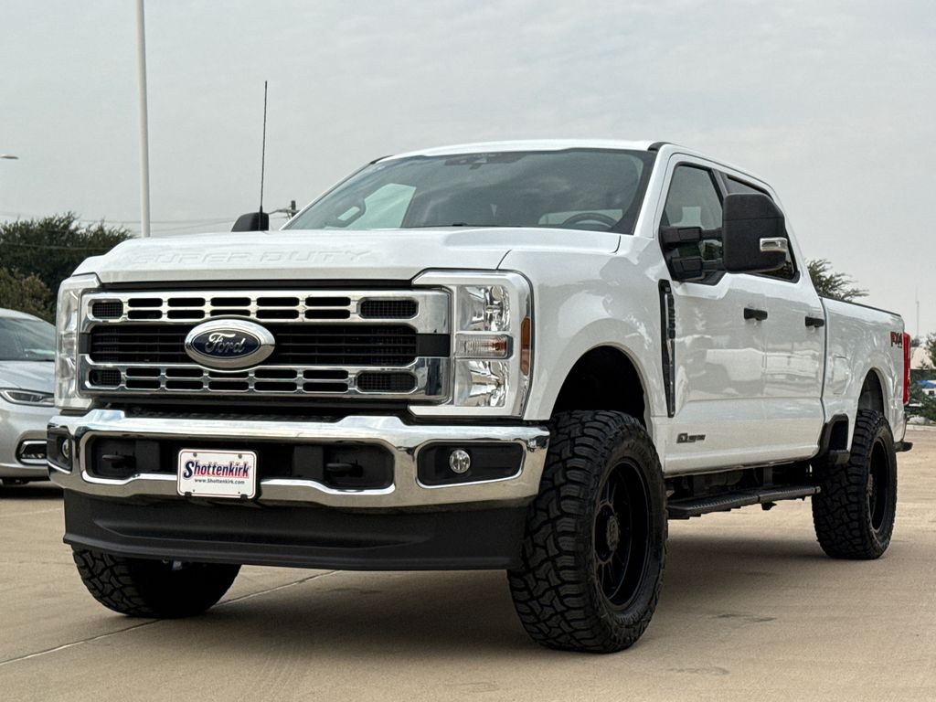 Used 2025 Ford F-250SD Truck