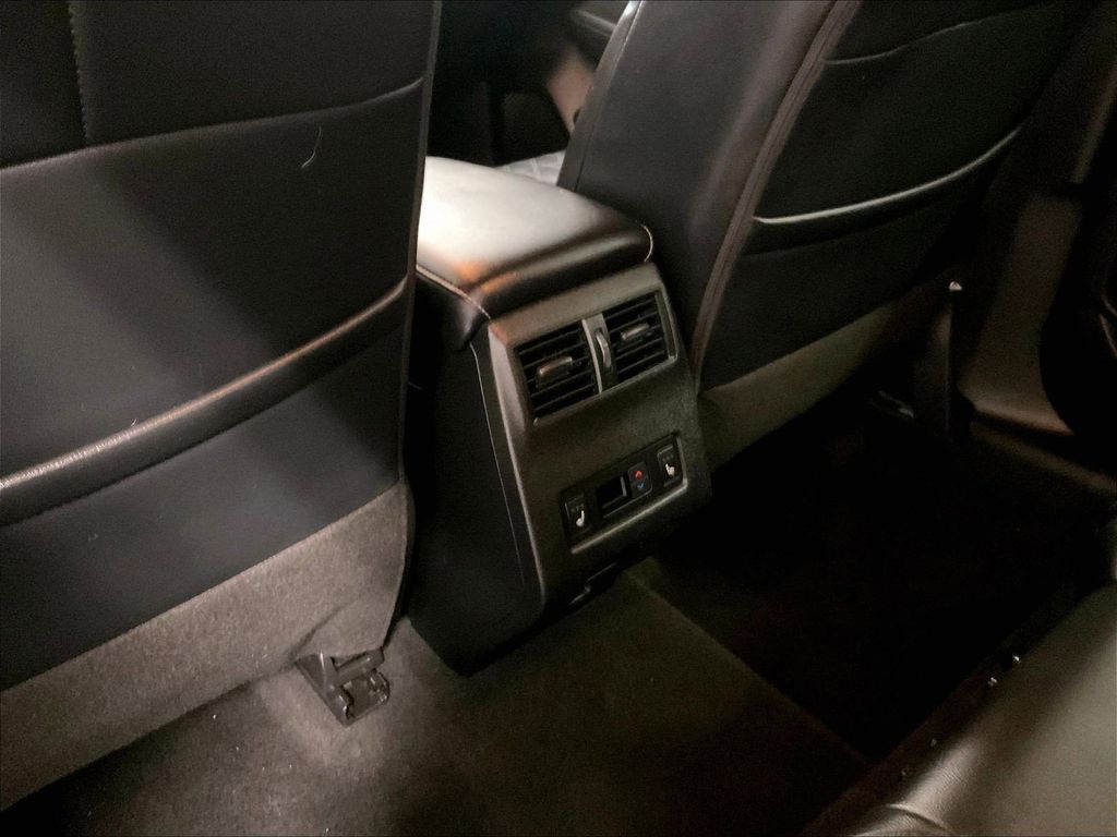 2022 Mitsubishi Outlander — photo 27