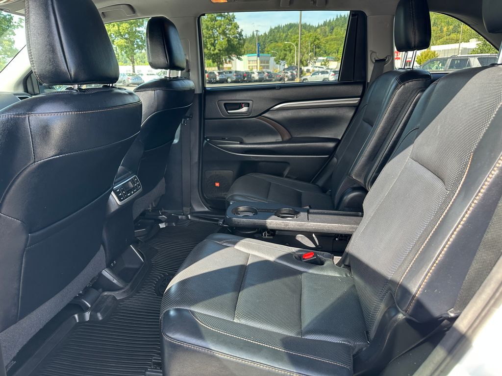2017 Toyota Highlander Hybrid Limited Platinum