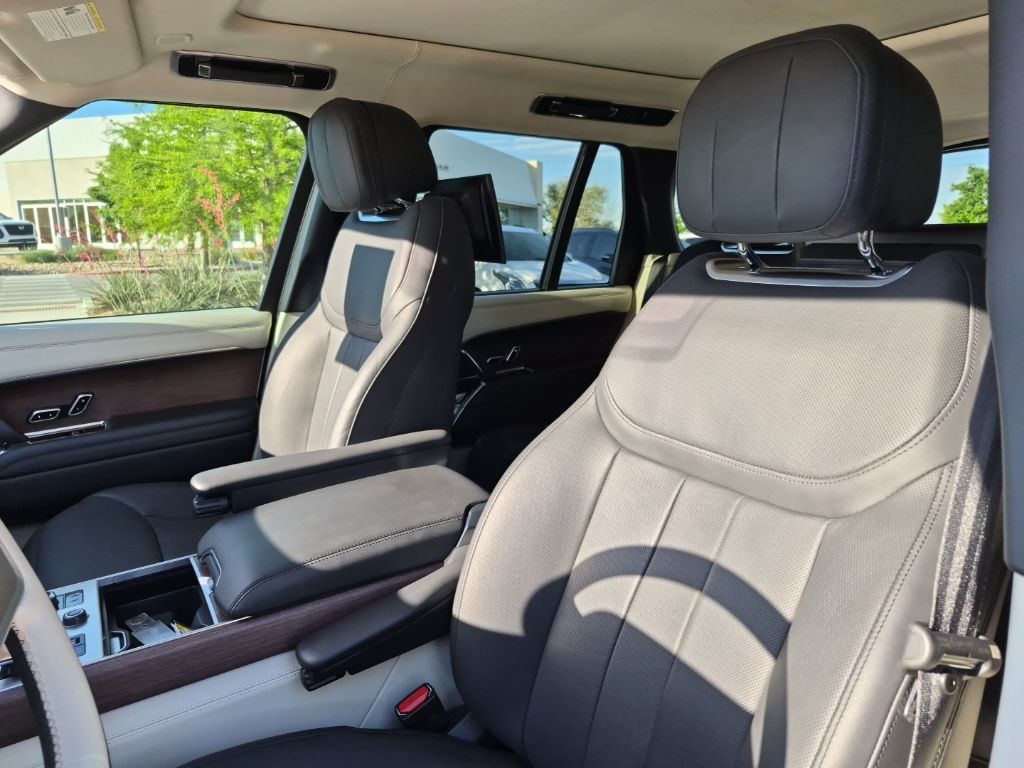 Used Car 2023 Land Rover Range Rover  Autobiography For Sale Under $110,000 In Austin, Texas