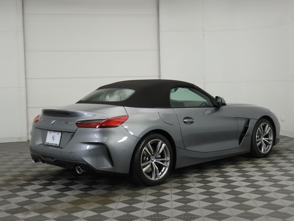 Thumbnail: 2026 BMW Z4 - 13