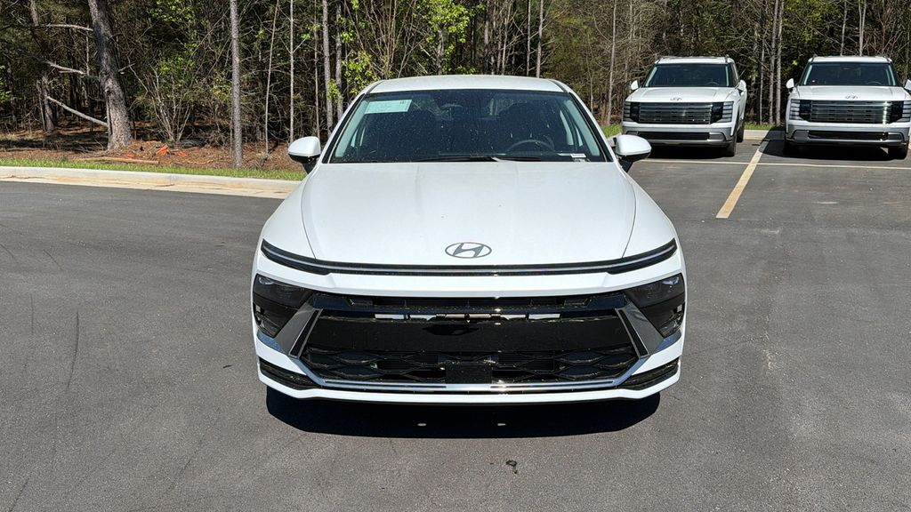 New 2026 White Hyundai SEL Sport image 2