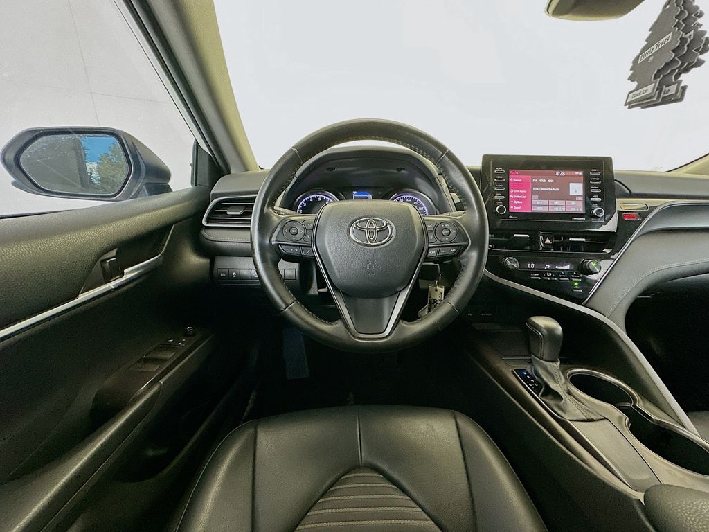 Thumbnail: 2021 Toyota Camry - 21
