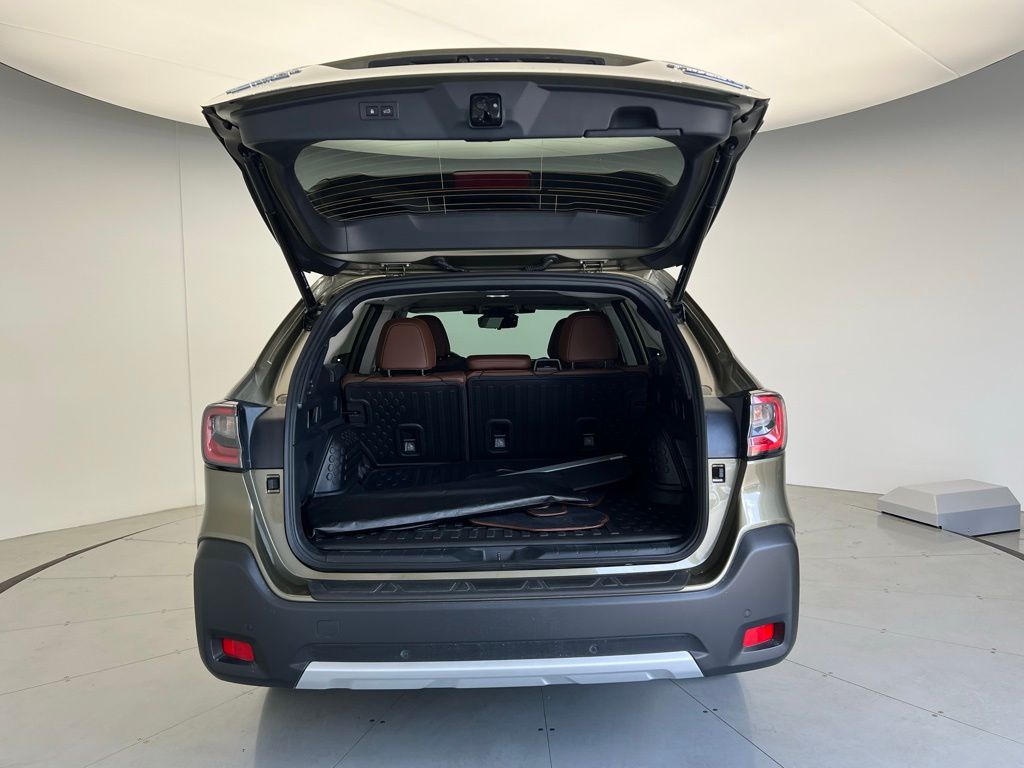 2025 Subaru Outback Touring 5