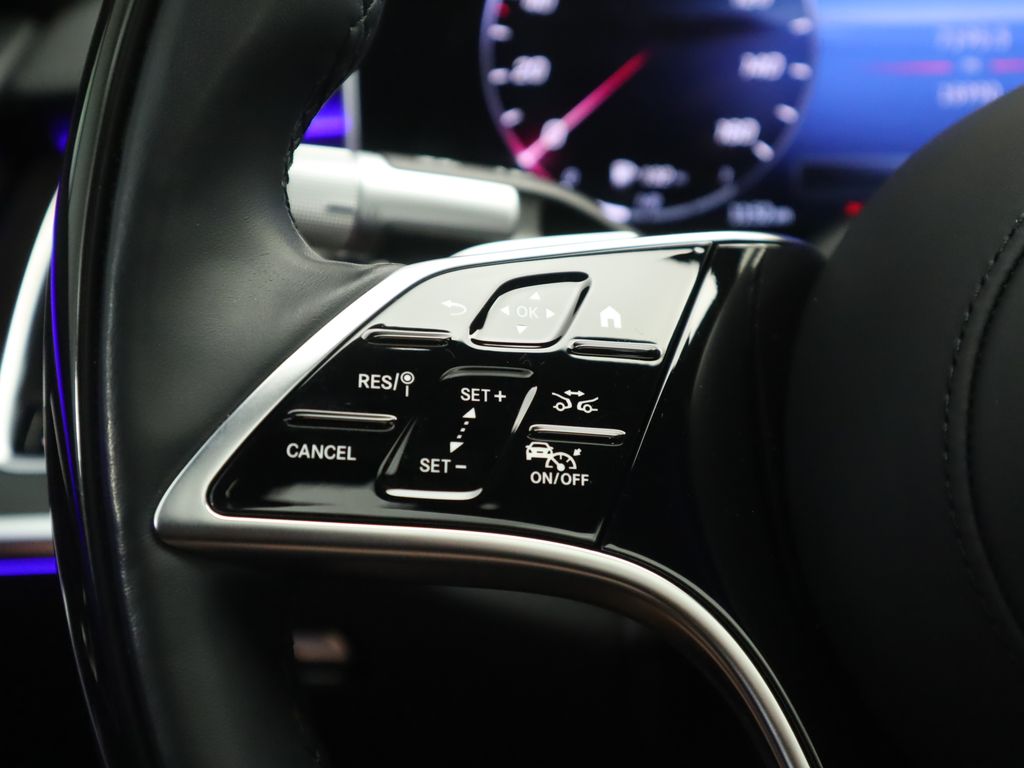 Thumbnail: 2024 Mercedes-Benz S-Class - 11